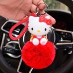 Porte-clés Hello Kitty pom-pom rouge