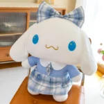Peluche Cinnamoroll robe bleue