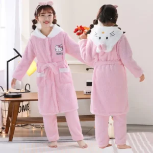 Peignoir Hello Kitty doux avec pantalon