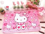 Tapis Hello Kitty fraise