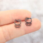 Boucle d'oreille Hello Kitty noir