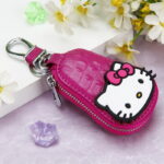 Porte-clés Hello Kitty cuir rose bonbon