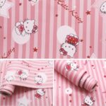 Papier peint Hello Kitty rouge