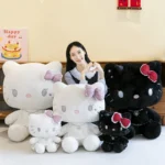 Peluche Hello Kitty noir et blanc