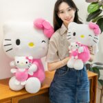 Peluche Hello Kitty géante clin d'œil