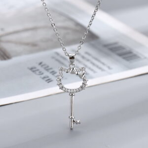Collier Hello Kitty clé