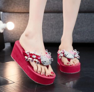 Tongs Hello Kitty strass rouge